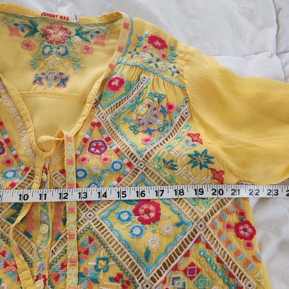 Johnny Was Yellow Embroidered Shirt Ladies Size Large Embroidered Boho Hippie - Picture 5 of 7